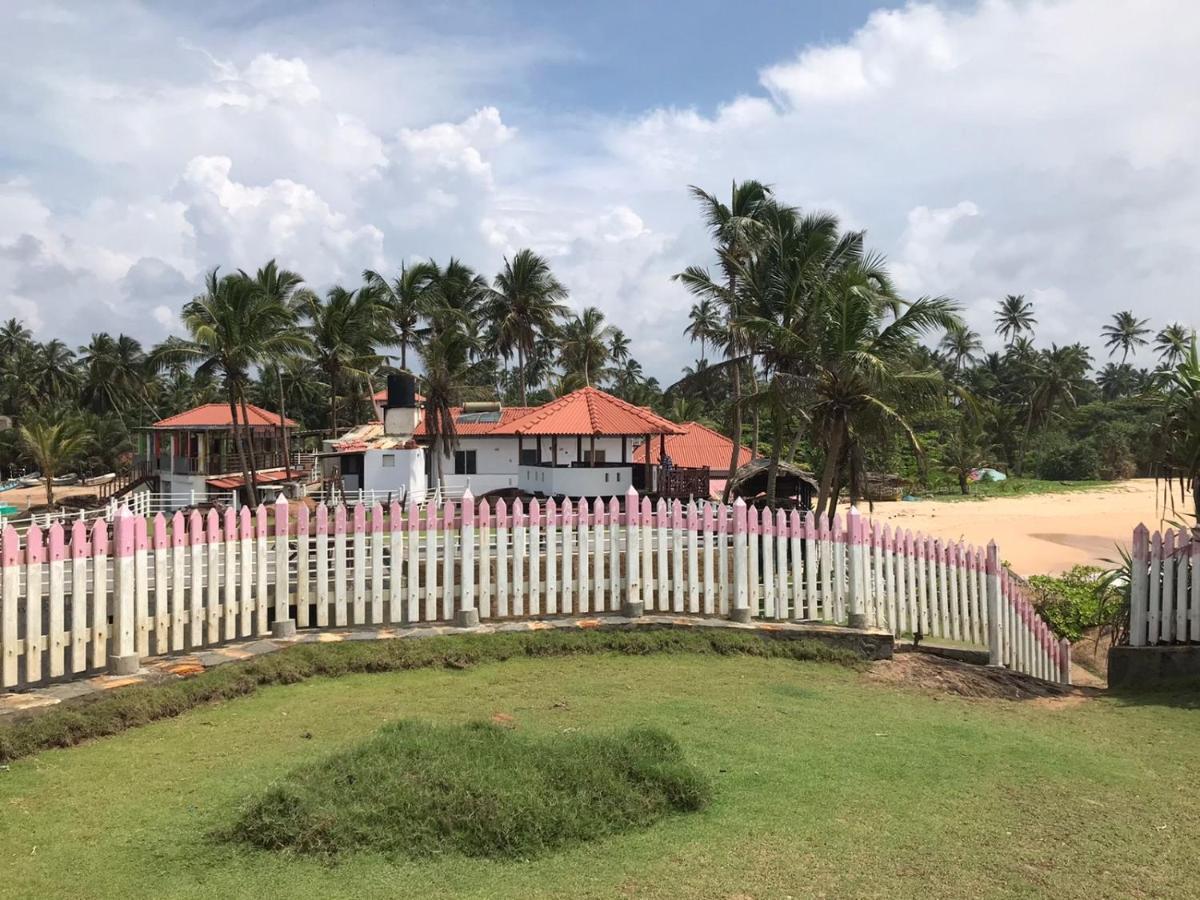 White Villa Resort Ahungalla Buitenkant foto