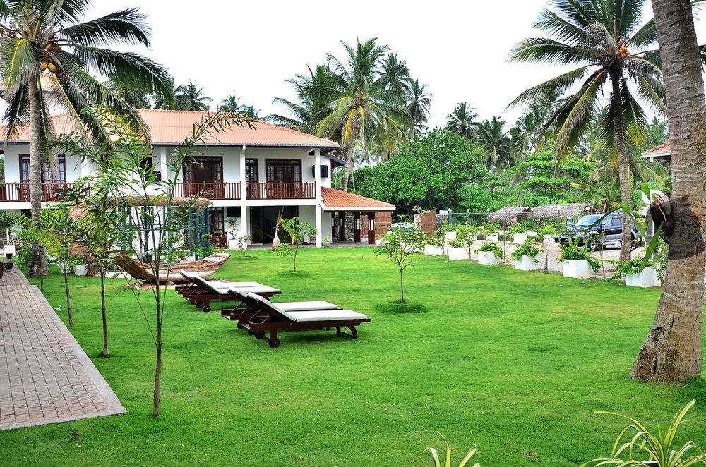 White Villa Resort Ahungalla Buitenkant foto